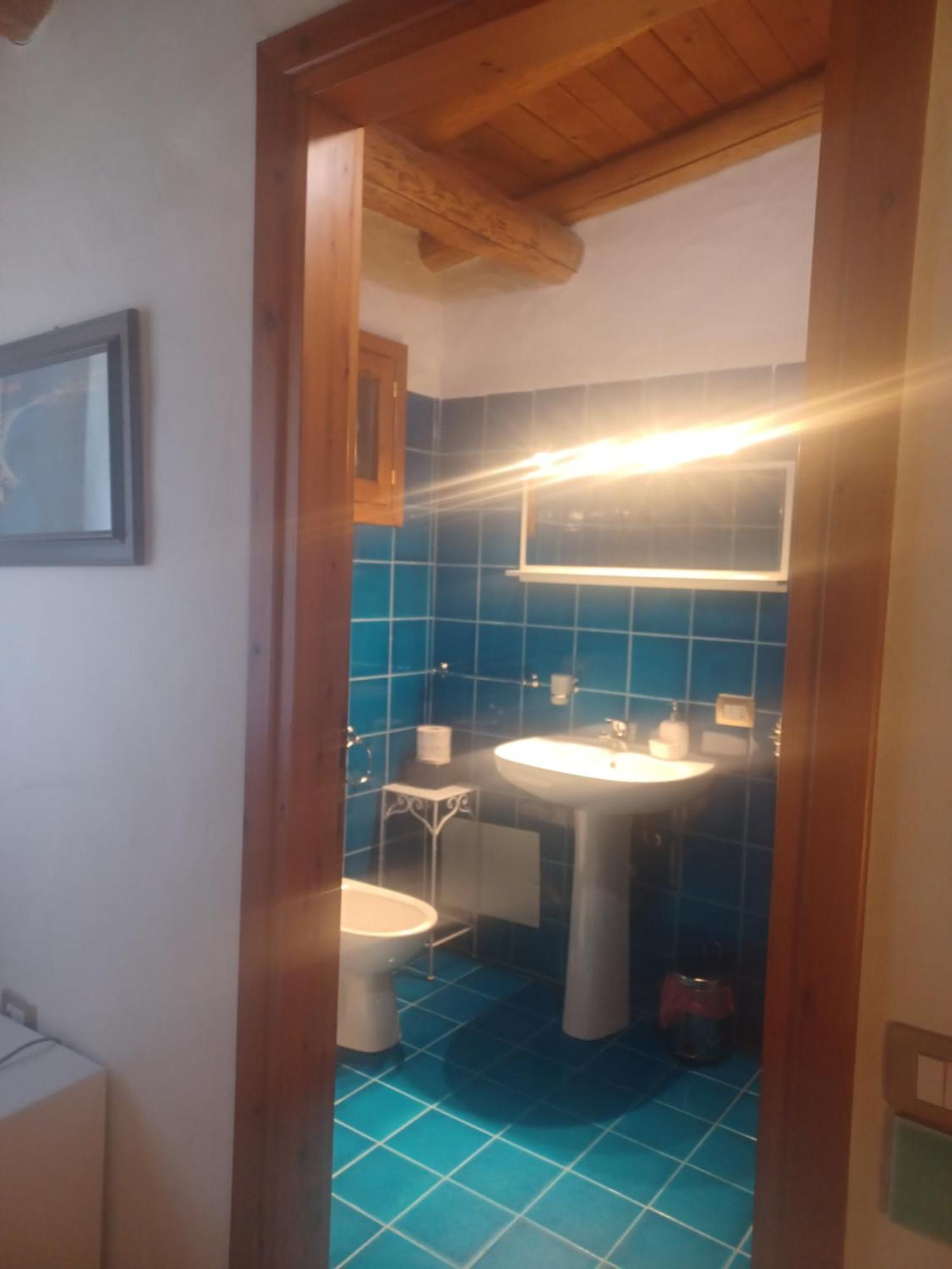 B&B Helios Il Tuo Relax In Sardegna San Teodoro Kültér fotó
